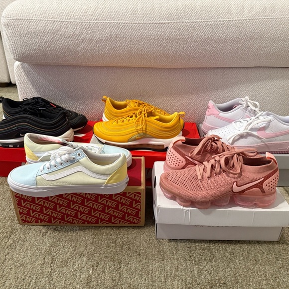 Nike Shoes - Nike & Van Sneaker Bundle